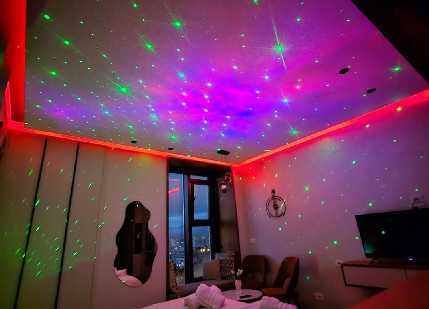 Luxury Studio Apartment Square 21, Seven Heavens 티라나